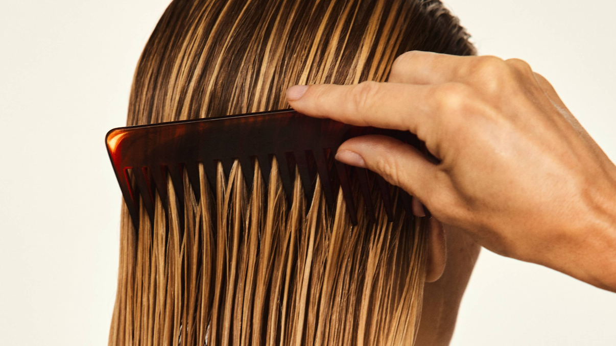 Hårpleje i 2025: Skræddersyet, bæredygtig og resultatorienteret